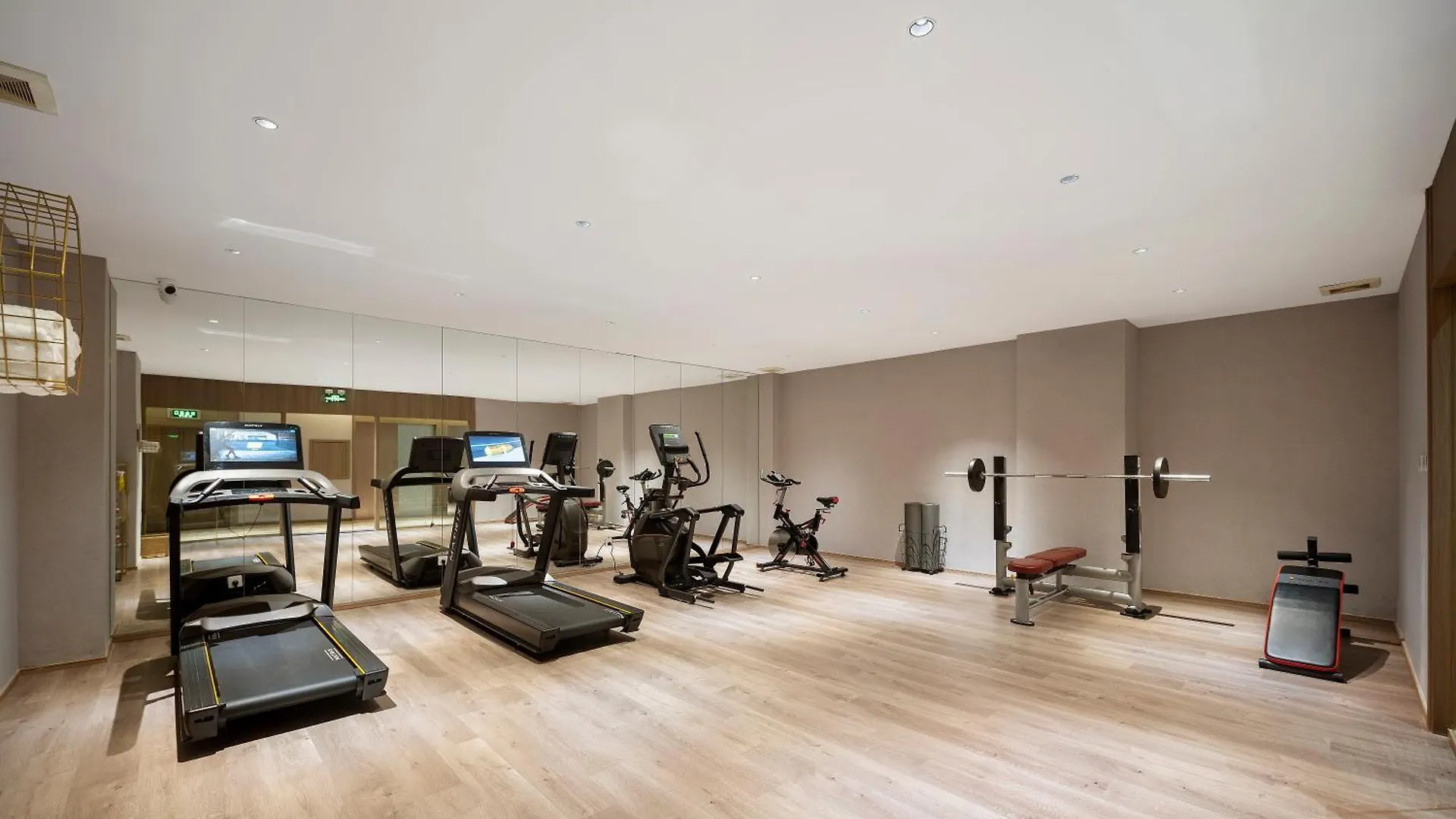 Madison Zhengzhou Cbd Hotel